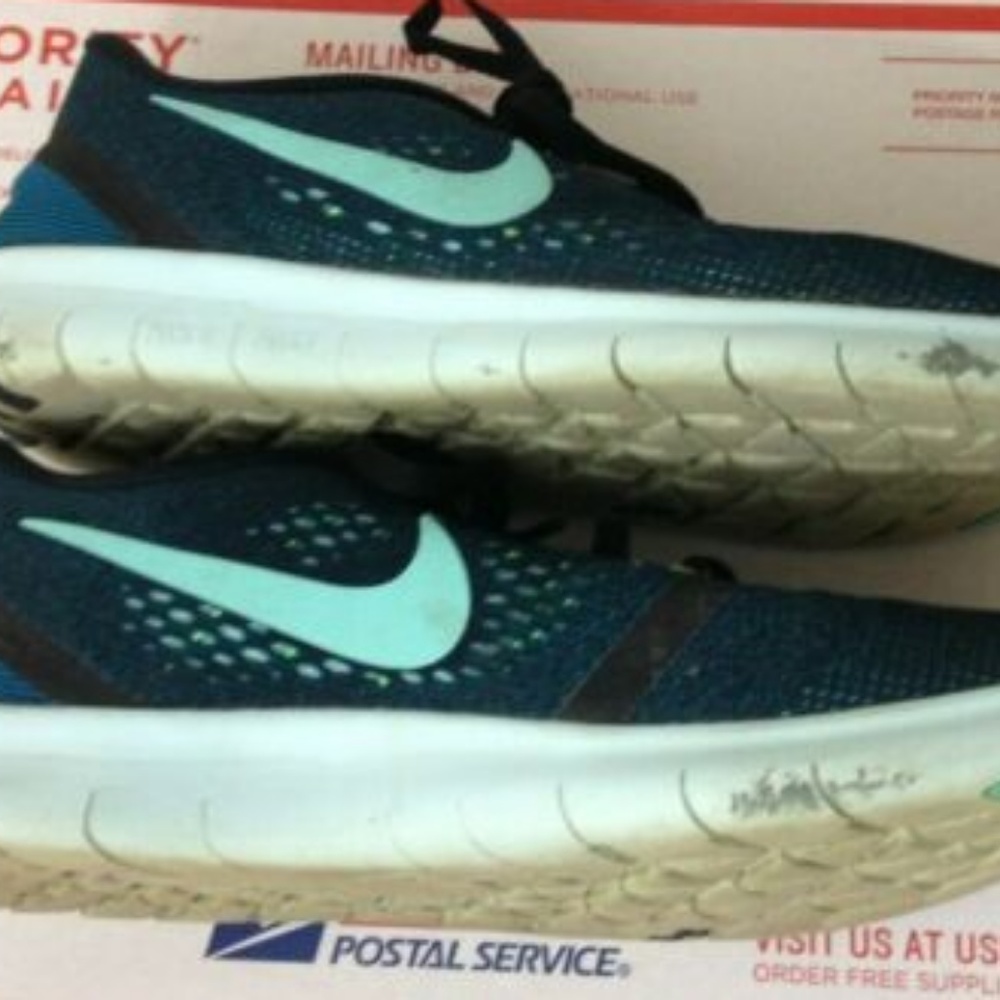 Nike Free RN Running Shoes Black Hyper Teal Size 8